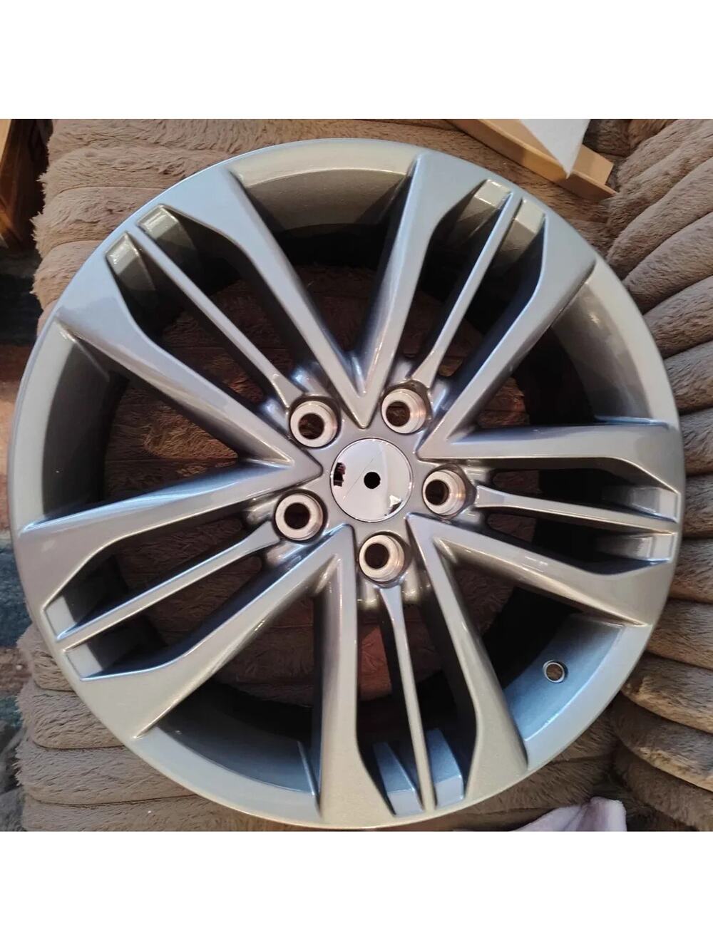 US STOCK 17" x 7" Gray Aluminium Alloy Wheel Rim for Toyota Camry 2015 - 2017